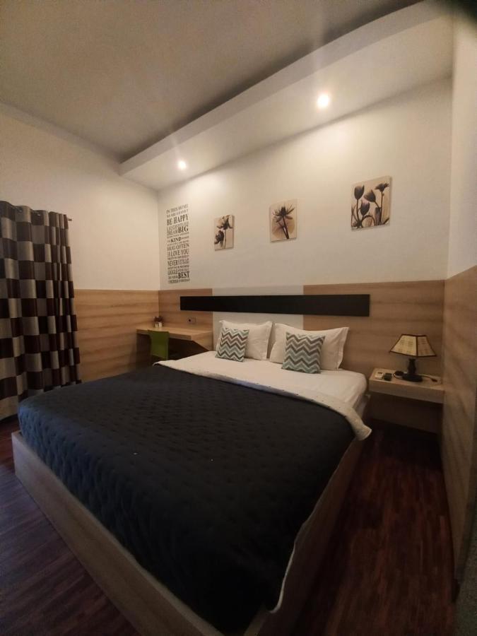 Ampana Lawaka Hotel מראה חיצוני תמונה