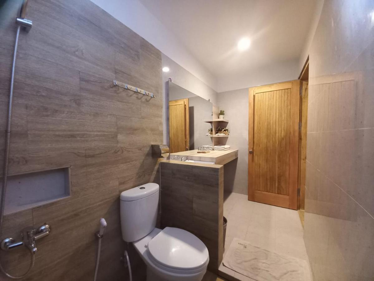 Ampana Lawaka Hotel מראה חיצוני תמונה