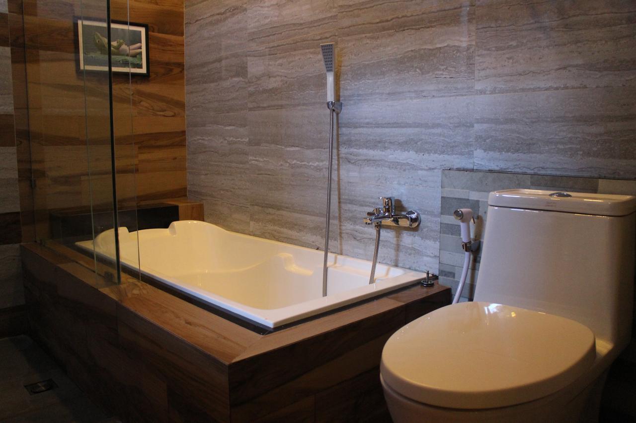 Ampana Lawaka Hotel מראה חיצוני תמונה